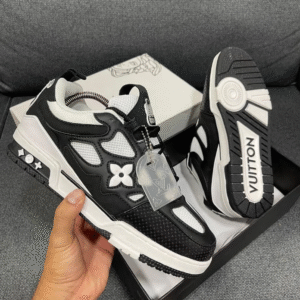 Luis Vuitton Skate Black Suela Blanca