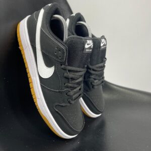 nike sb dunk low black gum