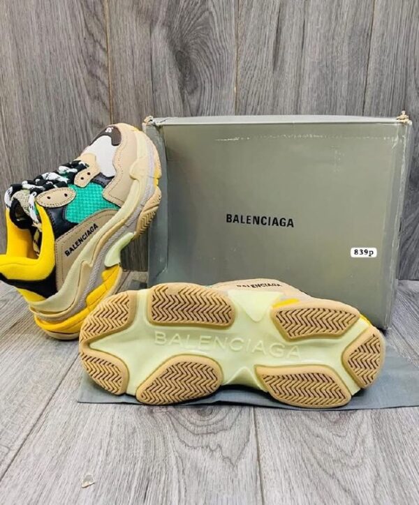 valanciaga triple s dama