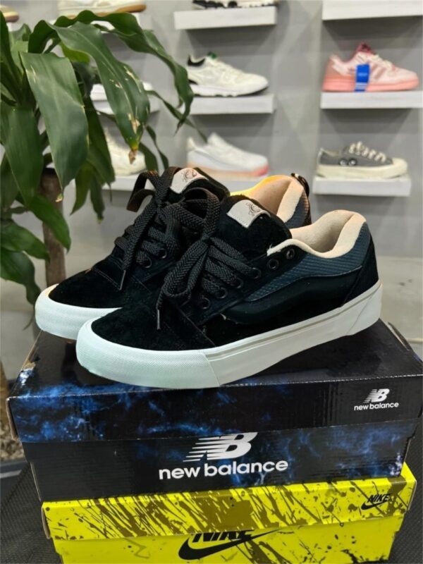 Vans Knu Black